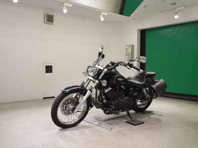 Yamaha XVS250 Drag Star