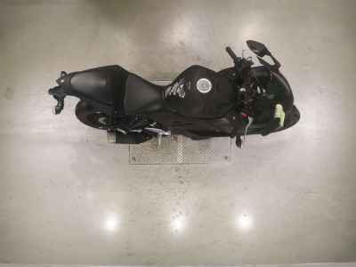 Yamaha YZF-R25 2021