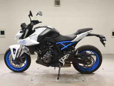 Suzuki GSX-8S 2023