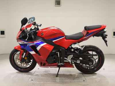 Honda CBR600RR 2024