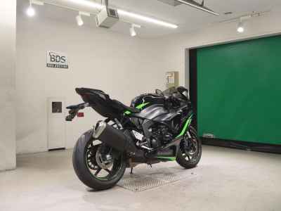 Kawasaki Ninja ZX-6R 2024