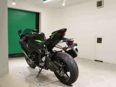 Kawasaki Ninja ZX-6R 2024