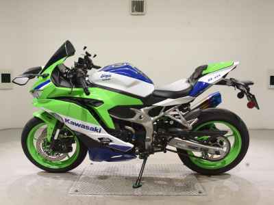 Kawasaki Ninja ZX-4RR 2024