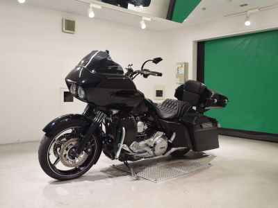 Harley-Davidson Road Glide FLTRX1690 2013