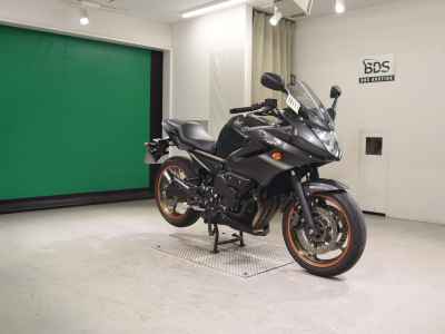 Yamaha XJ6 Diversion 2009