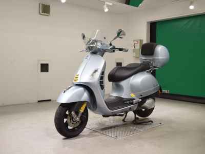 Vespa GTS 300 Super 2021