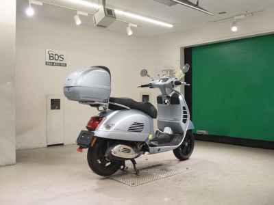 Vespa GTS 300 Super 2021