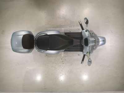 Vespa GTS 300 Super 2021