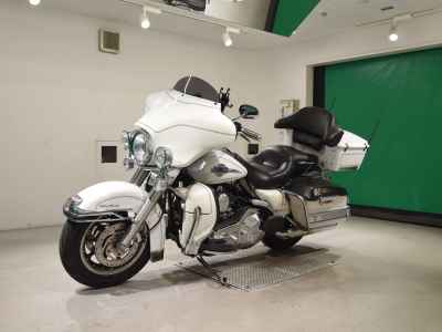 Harley-Davidson Electra Glide FLHTCUI1450 2005
