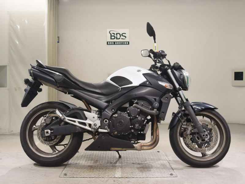 Suzuki GSR400 2014