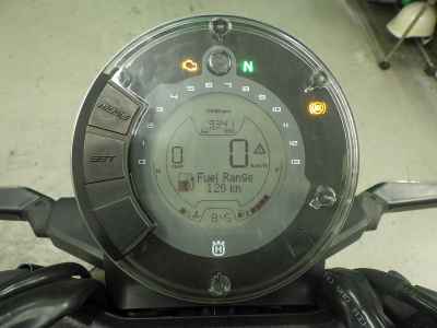 Husqvarna Svartpilen 401 2023