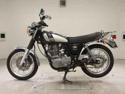 Yamaha SR400 2017
