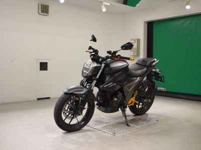 Suzuki Gixxer 250SF