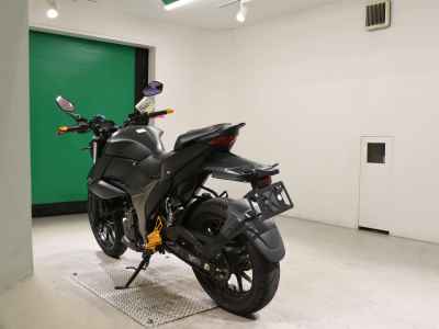 Suzuki Gixxer 250SF