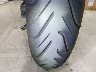 Suzuki GSR250
