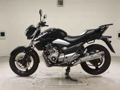 Suzuki GSR250