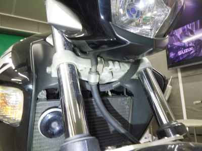 Suzuki GSR250