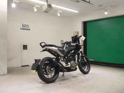 Husqvarna Svartpilen 401 2021