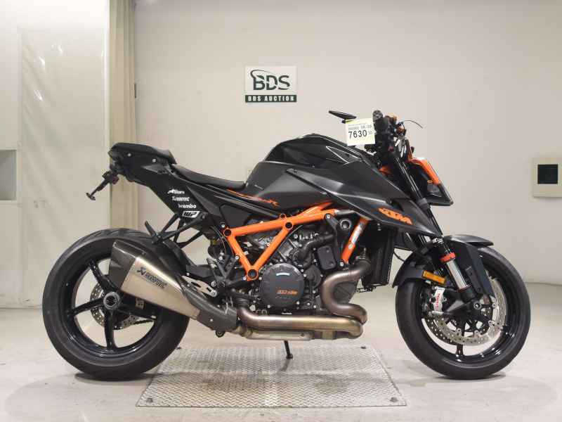 KTM 1290 Super Duke R 2022