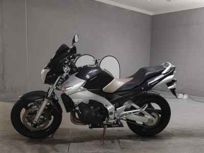 Suzuki GSR400 2008