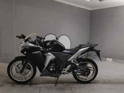 Honda CBR250R 2011