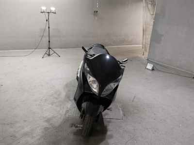 Suzuki Skywave 250S