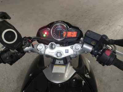 Suzuki GSR250