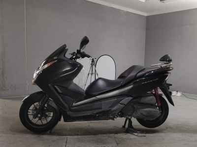Honda Forza SI