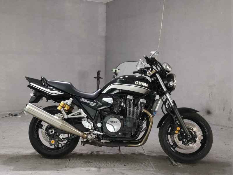 Yamaha XJR1300 2012