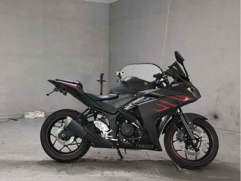 Yamaha YZF-R25