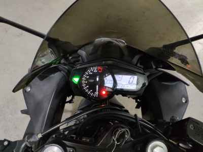 Yamaha YZF-R25