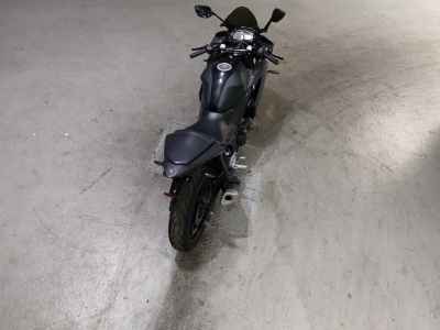 Yamaha YZF-R25