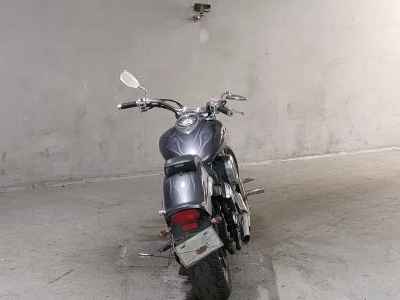 Yamaha XVS1100 Drag Star 2005