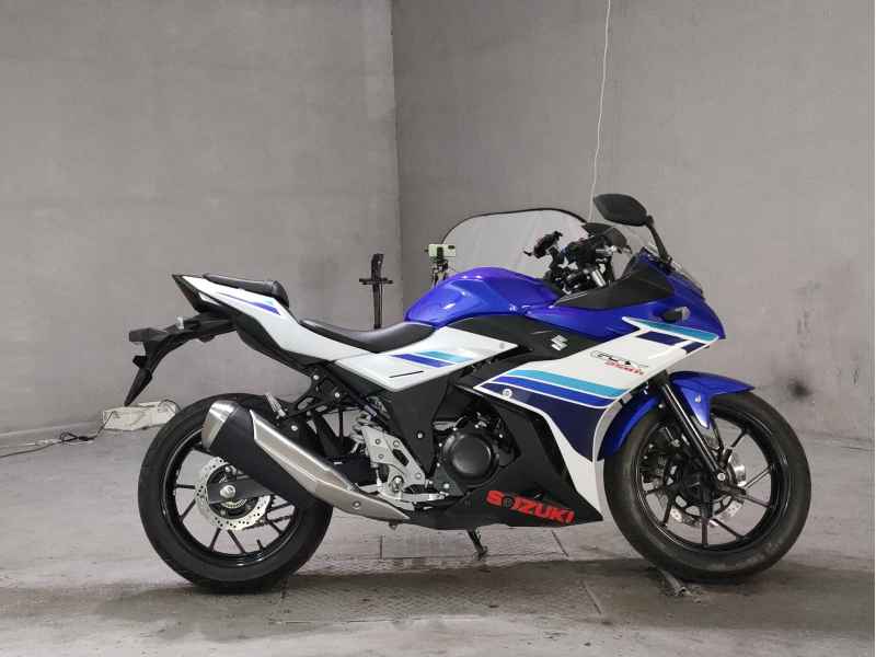 Suzuki GSX250R