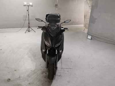 Yamaha XMAX 250