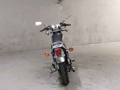 Yamaha SR400 2022