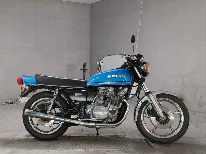 Suzuki GS750 2025