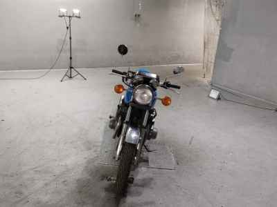 Suzuki GS750 2025