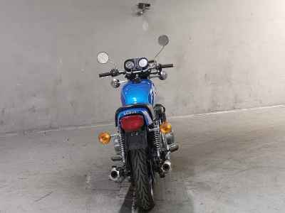 Suzuki GS750 2025