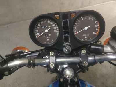 Suzuki GS750 2025