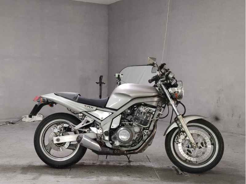 Yamaha SRX400