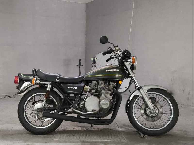 Kawasaki KZ900 2025