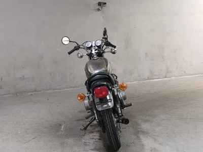 Kawasaki KZ900 2025
