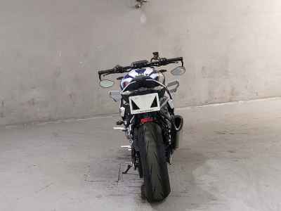 BMW M1000R 2023