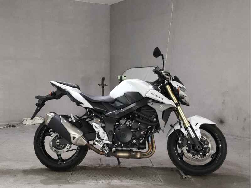 Suzuki GSR750 2020