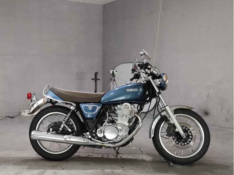 Yamaha SR400 2019