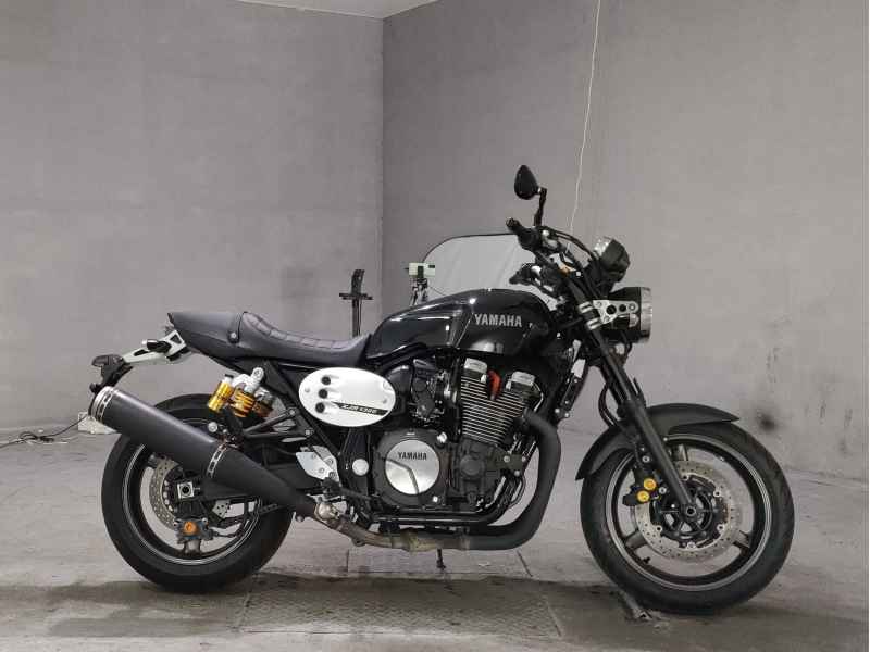 Yamaha XJR1300C 2016