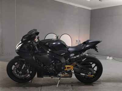 Yamaha YZF-R1 2020