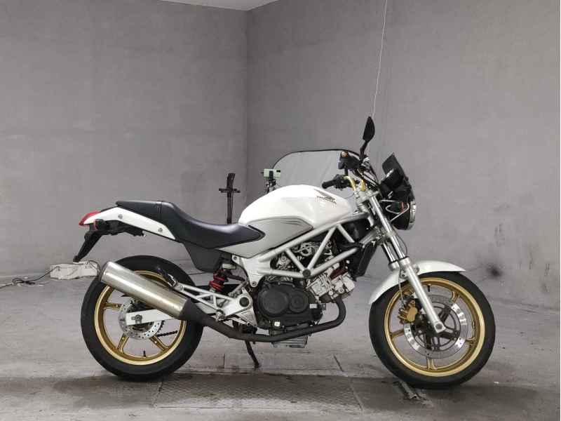 Honda VTR250 2009