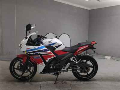 Honda CBR250R 2016